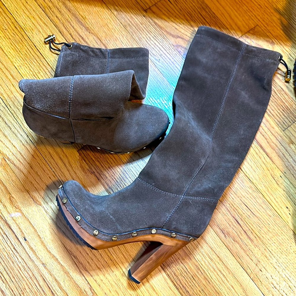 Tan Knee high Boots